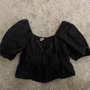 Black blouse, puffy sleeves and flowy bottom